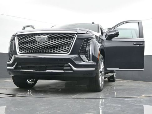 New 2026 Cadillac Escalade ESV Luxury w/ LPO, Radiant Package AWD/4WD image 65