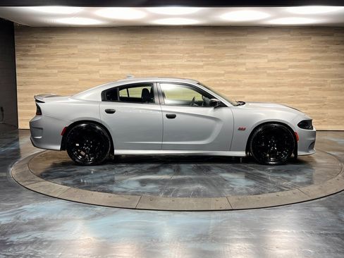 Used 2022 Dodge Charger Scat Pack image 10