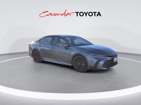 Certified 2026 Toyota Camry SE image 2
