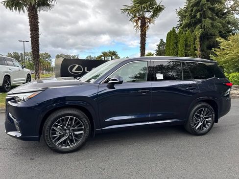 New 2026 Lexus TX 350 AWD image 2