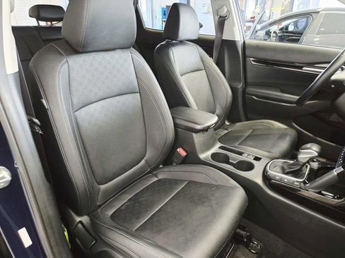 Used 2023 Kia Seltos SX image 12