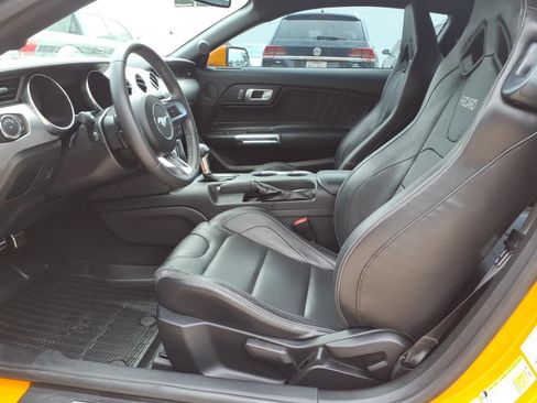 Used 2019 Ford Mustang GT Premium w/ Black Accent Package RWD image 13