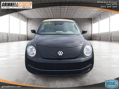 Used 2013 Volkswagen Beetle TDI FWD image 2