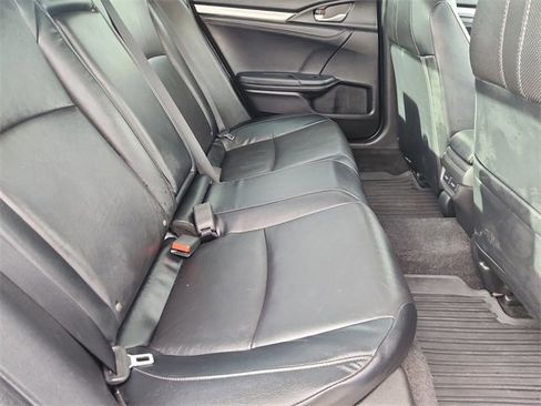 Used 2017 Honda Civic Touring image 25