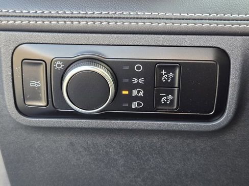 Certified 2025 Ford Mustang Premium image 19