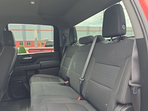 Used 2022 Chevrolet Silverado 2500 LT AWD/4WD image 14