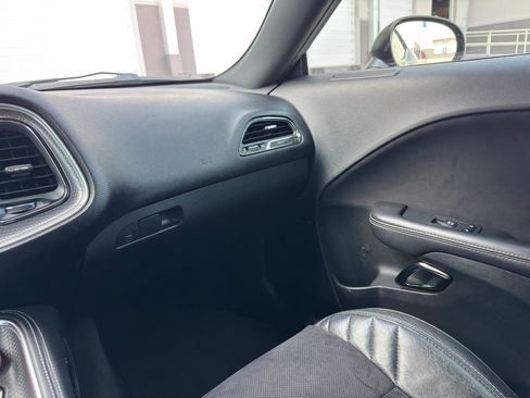 Used 2019 Dodge Challenger SRT Hellcat Redeye image 23