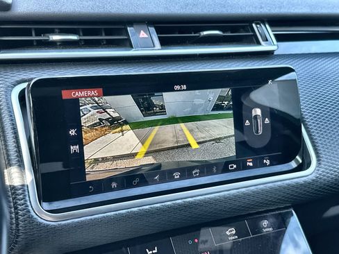Used 2020 Land Rover Range Rover Velar R-Dynamic S AWD/4WD image 26