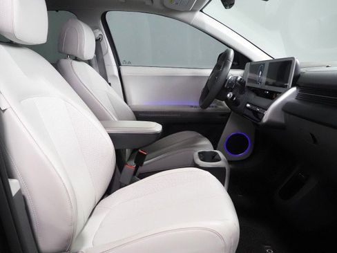Used 2024 Hyundai Ioniq 5 Limited image 15