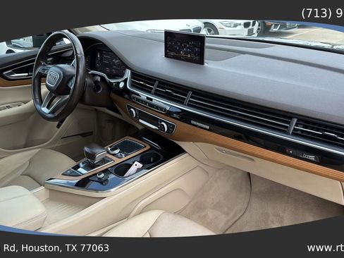 Used 2017 Audi Q7 3.0T Prestige image 40