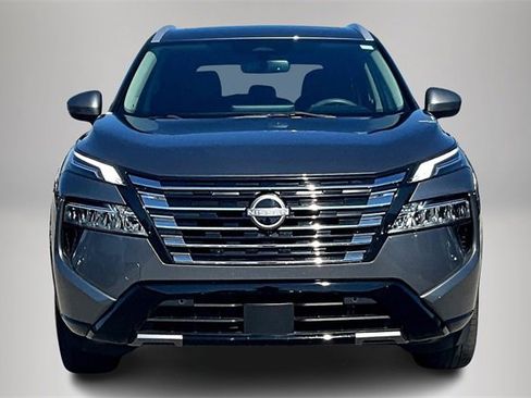 Certified 2024 Nissan Rogue Platinum image 3