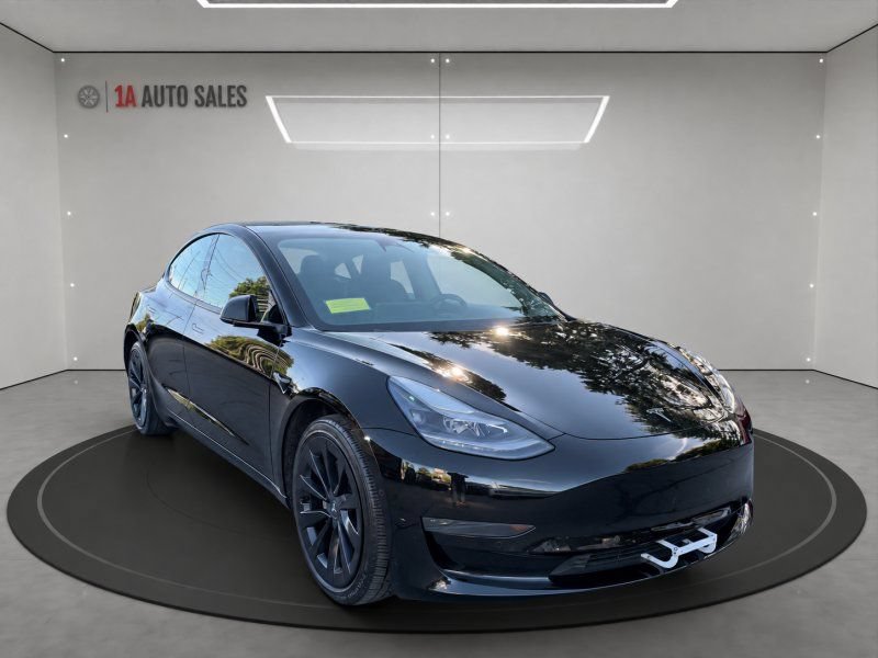 Used 2022 Tesla Model 3 Standard Range RWD image 7