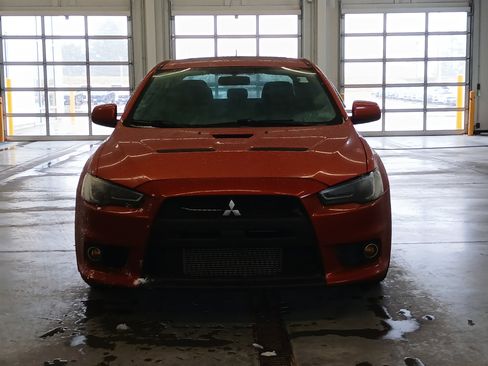 Used 2011 Mitsubishi Lancer Evolution GSR image 2
