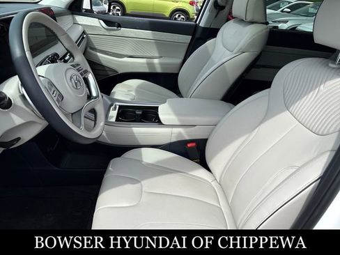 Used 2025 Hyundai Palisade Calligraphy image 9
