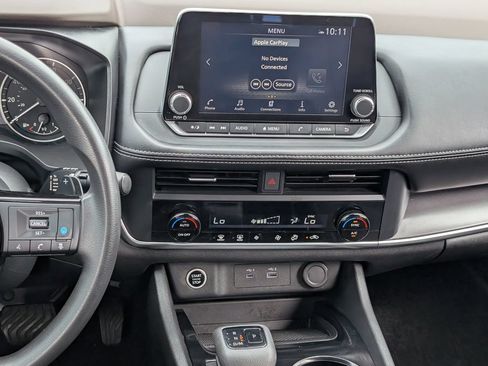Certified 2023 Nissan Rogue SV FWD image 12