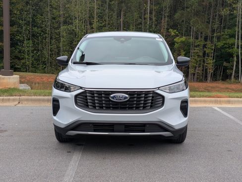 New 2026 Ford Escape Active image 7
