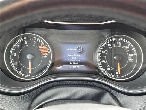 Used 2020 Jeep Cherokee Limited AWD/4WD image 12