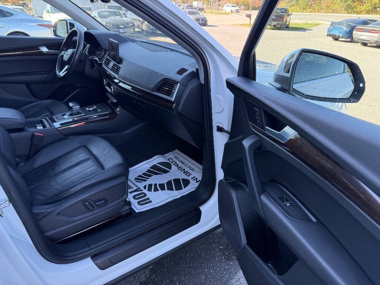 Used 2019 Audi Q5 2.0T Premium w/ Convenience Package AWD/4WD image 12