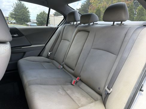 Used 2014 Honda Accord LX image 8