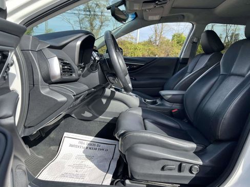 Used 2021 Subaru Outback Limited image 9