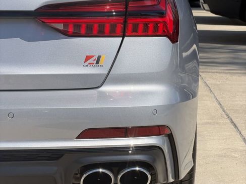 Used 2022 Audi S6 Premium Plus image 15
