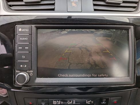 Used 2019 Nissan Sentra SV w/ Special Edition Package image 45