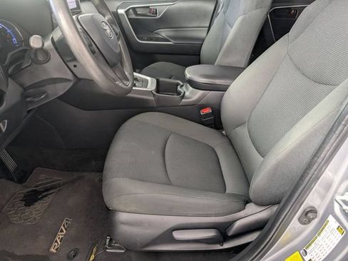 Used 2023 Toyota RAV4 LE AWD/4WD image 13