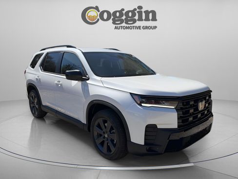 New 2026 Honda Pilot Sport image 9