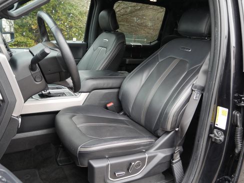 Used 2015 Ford F150 Platinum w/ Equipment Group 701A Luxury image 39