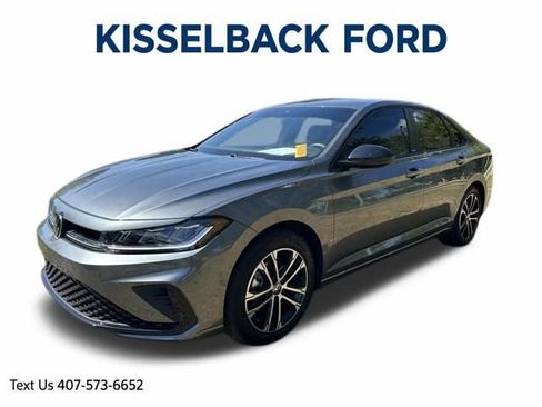 Used 2025 Volkswagen Jetta Sport FWD image 7