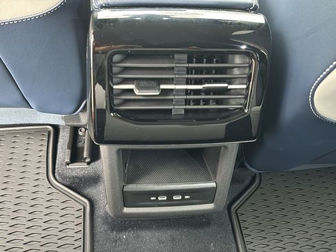 New 2026 Volkswagen ID.4 Pro S AWD/4WD image 16