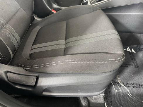 Used 2023 Hyundai Venue SEL w/ Cargo Package FWD image 38