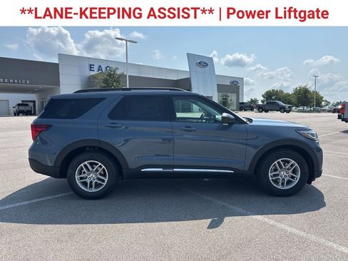 New 2025 Ford Explorer Active w/ Active Comfort Package image 9