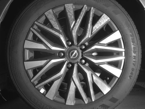 Used 2025 Nissan Altima 2.5 SV FWD image 14