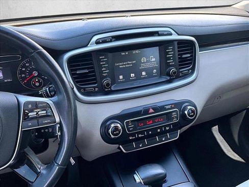 Used 2019 Kia Sorento LX w/ Option Group 020 image 7