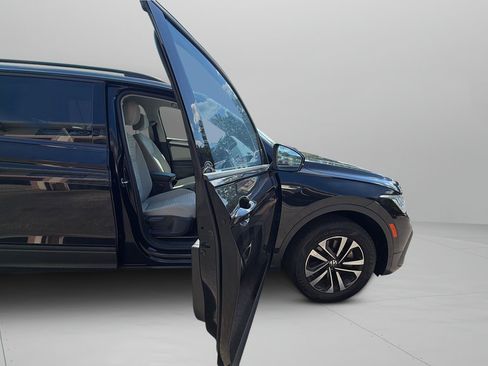 Used 2022 Volkswagen Tiguan S AWD/4WD image 28