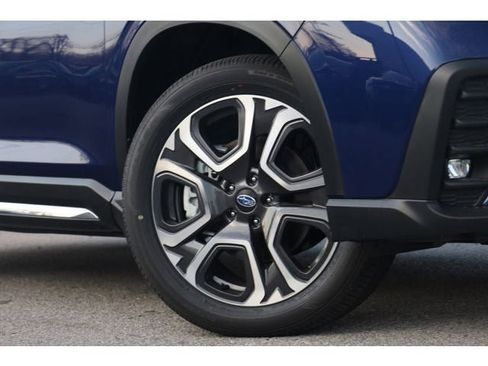 New 2026 Subaru Ascent Limited AWD/4WD image 33