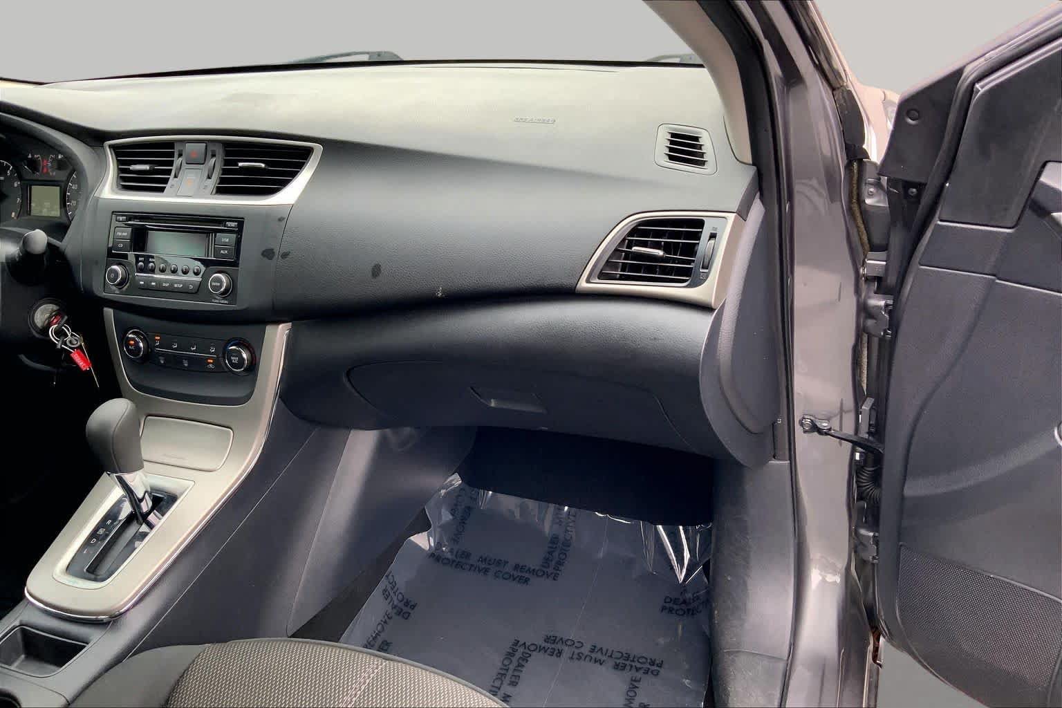 Used 2015 Nissan Sentra S FWD image 16
