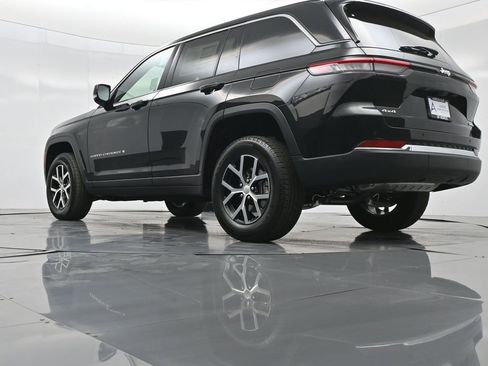 New 2025 Jeep Grand Cherokee Limited AWD/4WD image 50