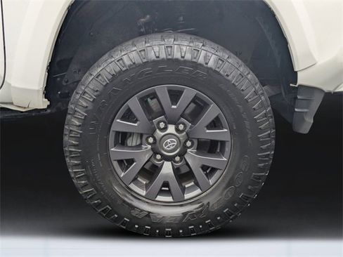 Used 2023 Toyota Tacoma SR5 image 11
