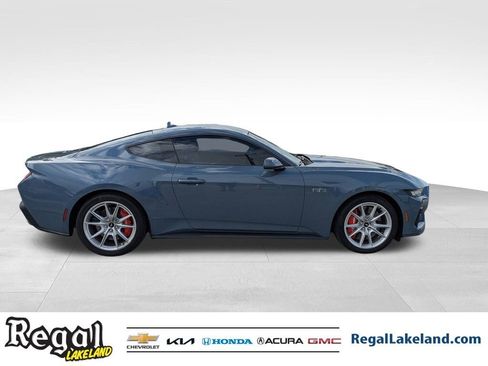 Used 2024 Ford Mustang GT Premium image 3