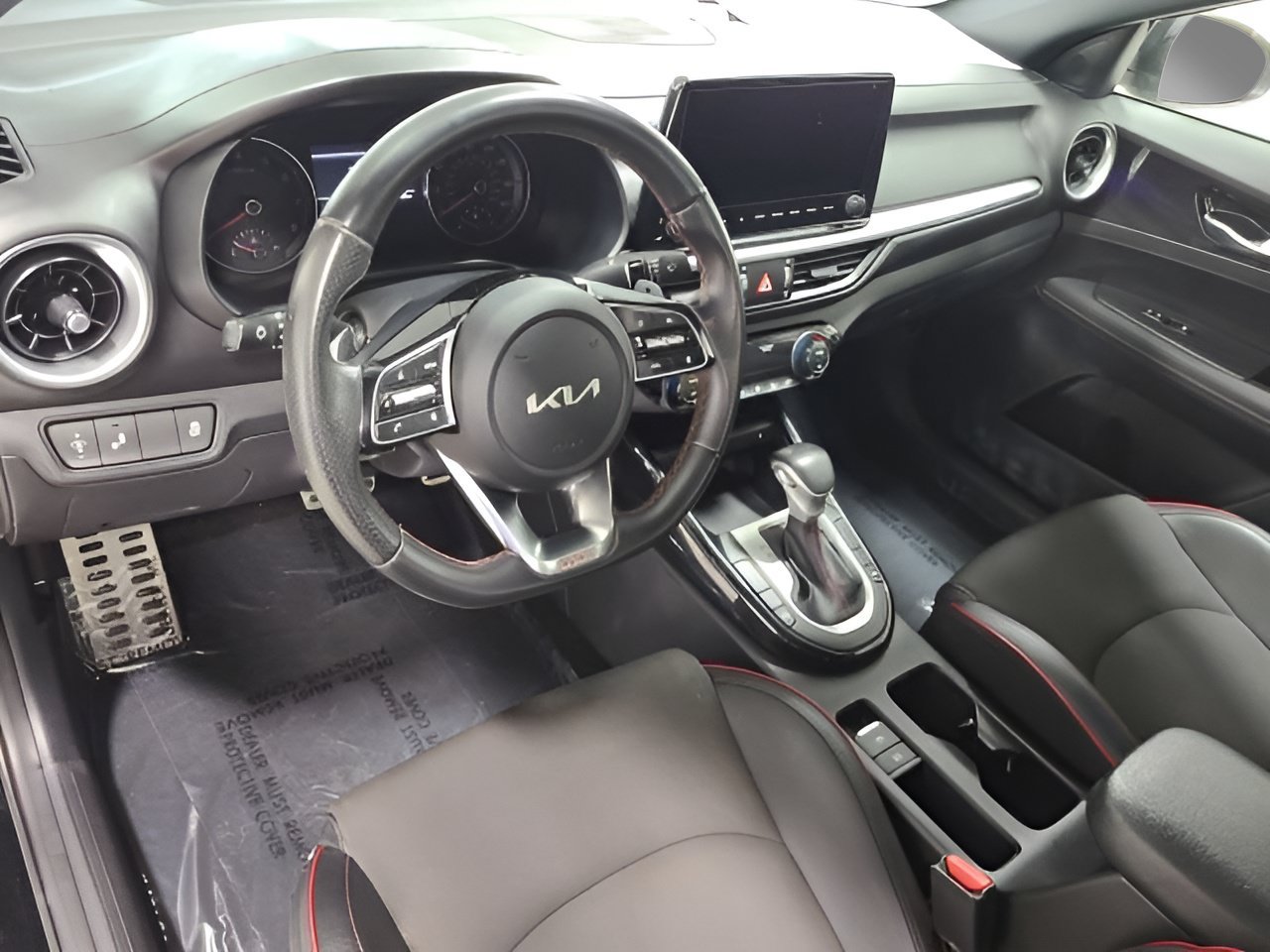 Used 2024 Kia Forte GT FWD image 20