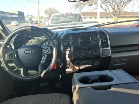 Used 2018 Ford F150 XLT image 11