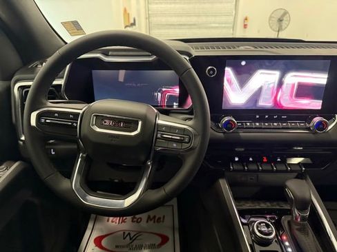 New 2026 GMC Canyon Elevation w/ Convenience Package image 17