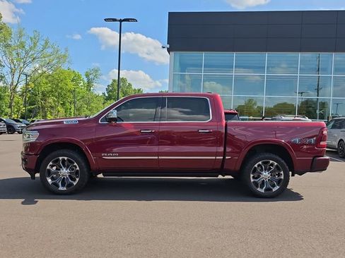 Used 2022 RAM 1500 Limited AWD/4WD image 2