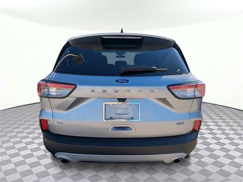 Used 2021 Ford Escape SE w/ Convenience Package image 4