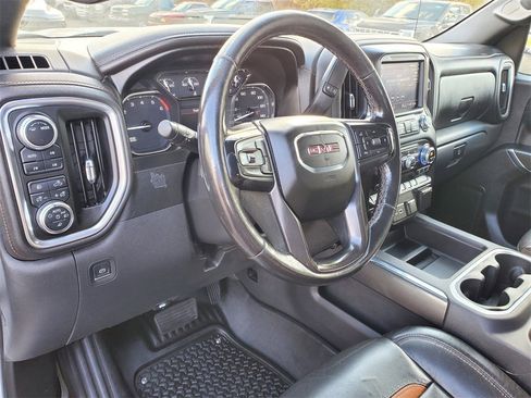 Used 2021 GMC Sierra 1500 AT4 w/ Off-Road Performance Package image 8
