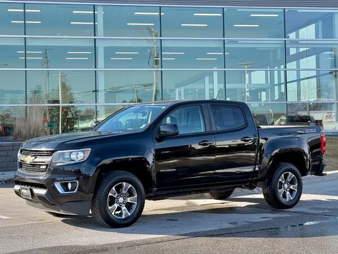 Used 2018 Chevrolet Colorado Z71 image 2