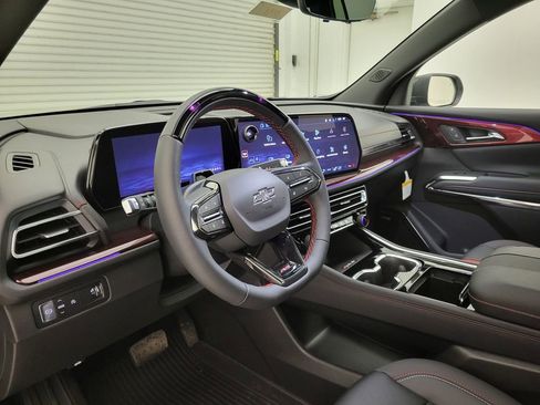 New 2026 Chevrolet Traverse RS w/ LPO, Floor Liner Package image 36
