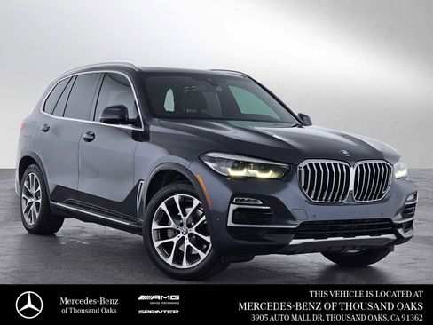 Used 2019 BMW X5 xDrive40i w/ Premium Package AWD/4WD image 1